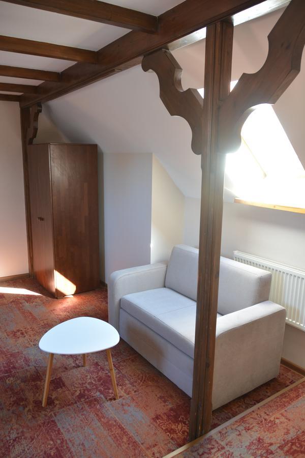 Hotel Stara Kuźnia Mazurska *